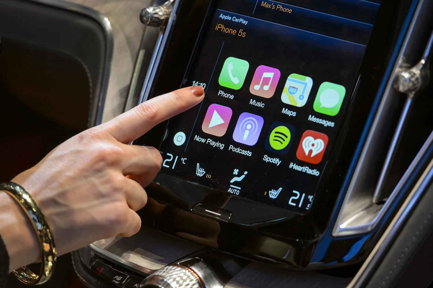 How to Deactivate Apple CarPlay in Your Car: A Step-By-Step Guide